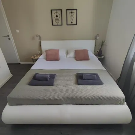 Apartman Petra 1 *